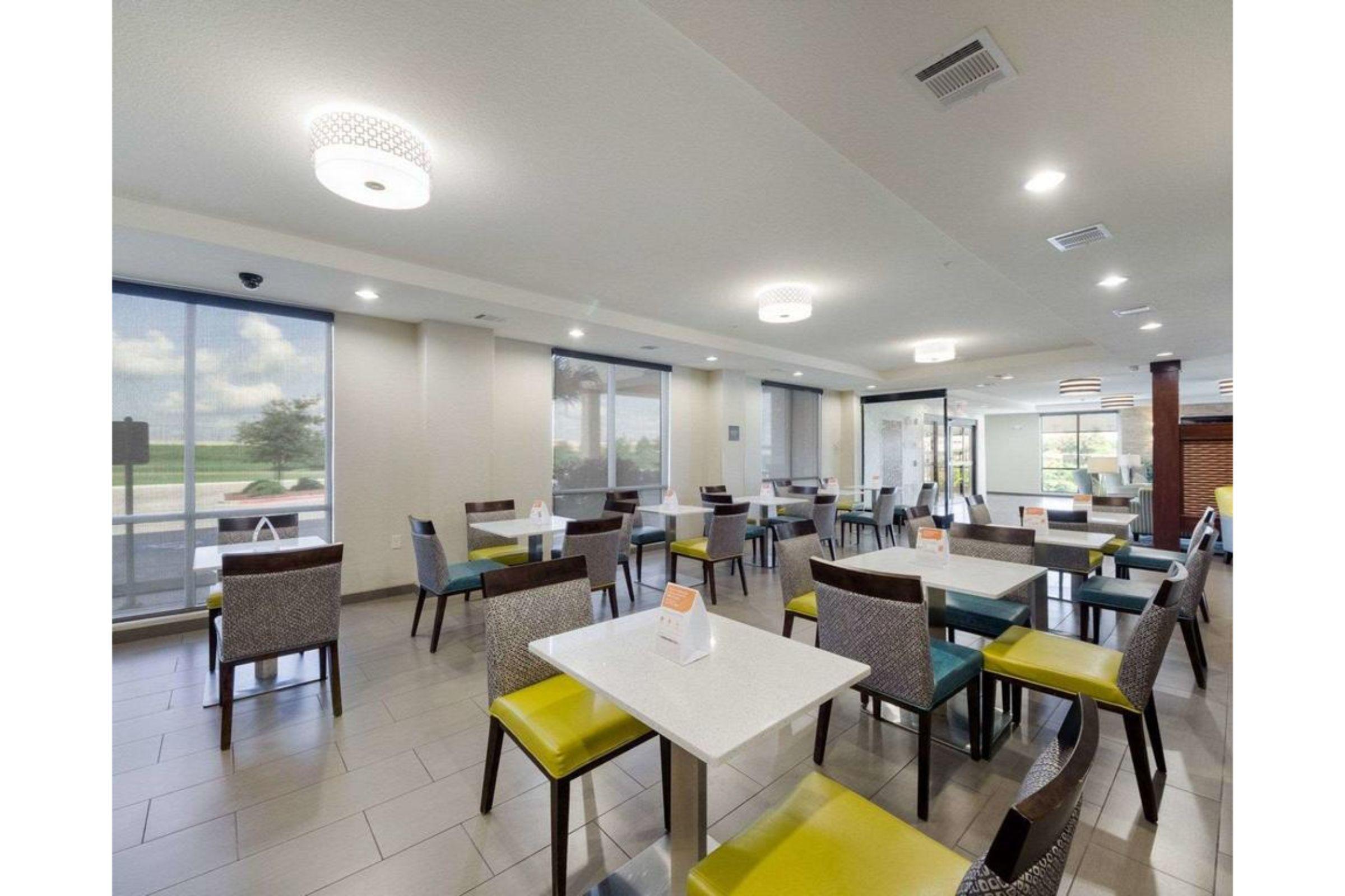 Comfort Inn & Suites Victoria North Ngoại thất bức ảnh