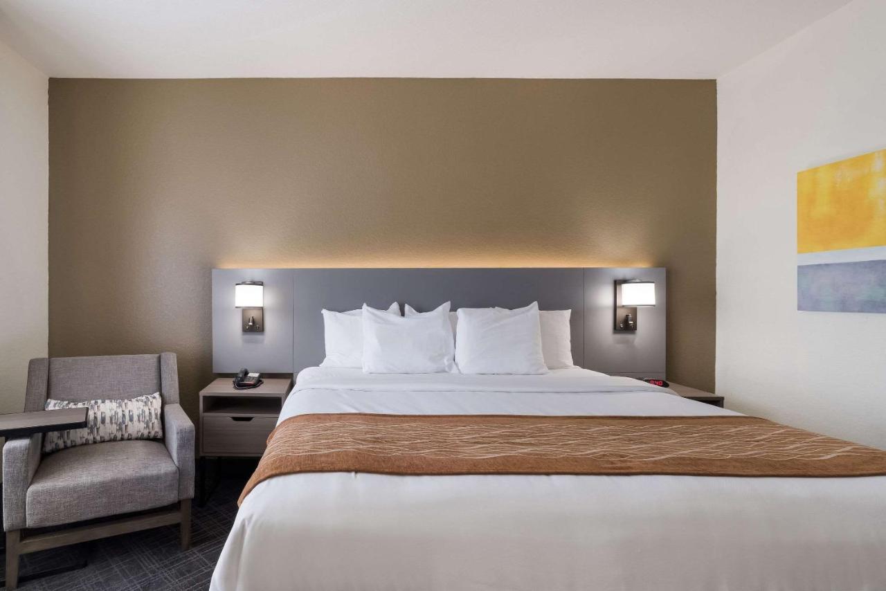 Comfort Inn & Suites Victoria North Ngoại thất bức ảnh