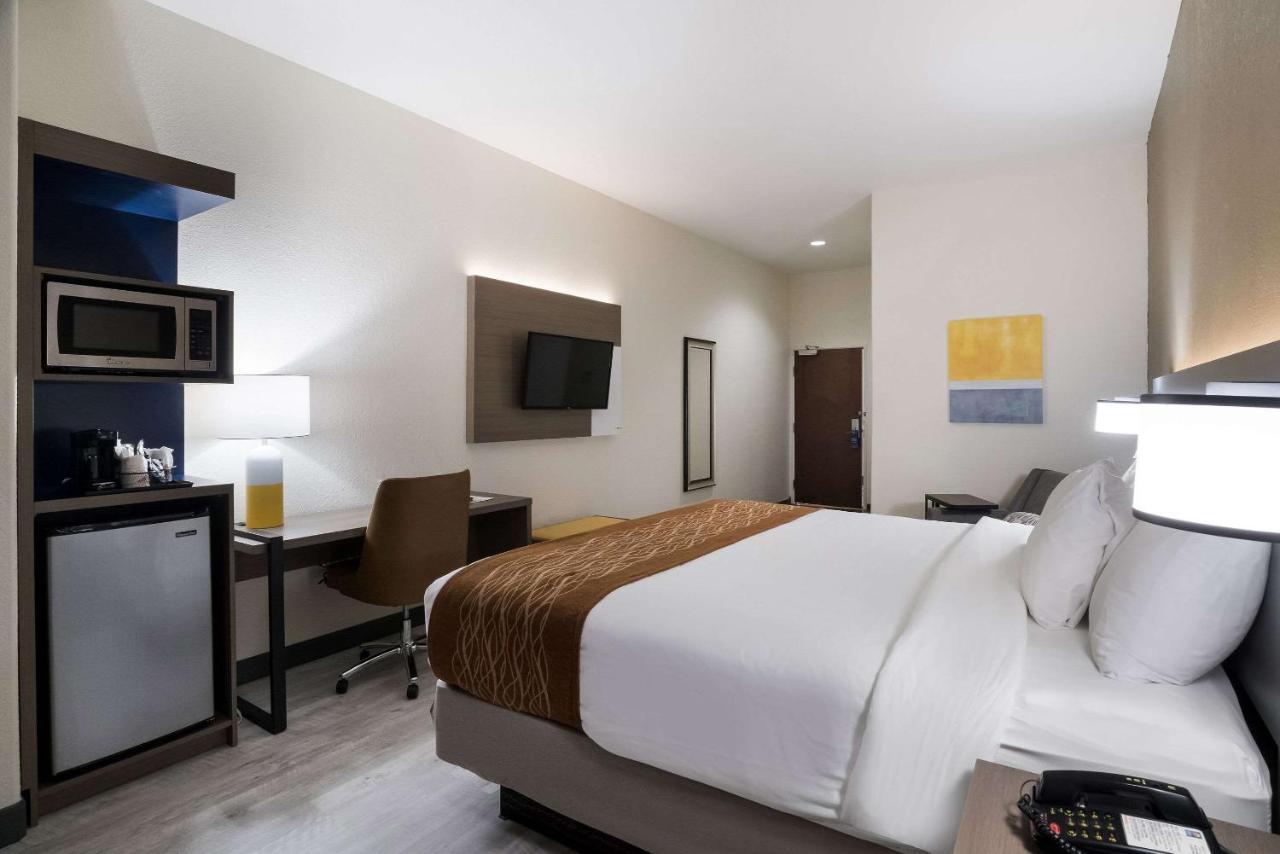 Comfort Inn & Suites Victoria North Ngoại thất bức ảnh